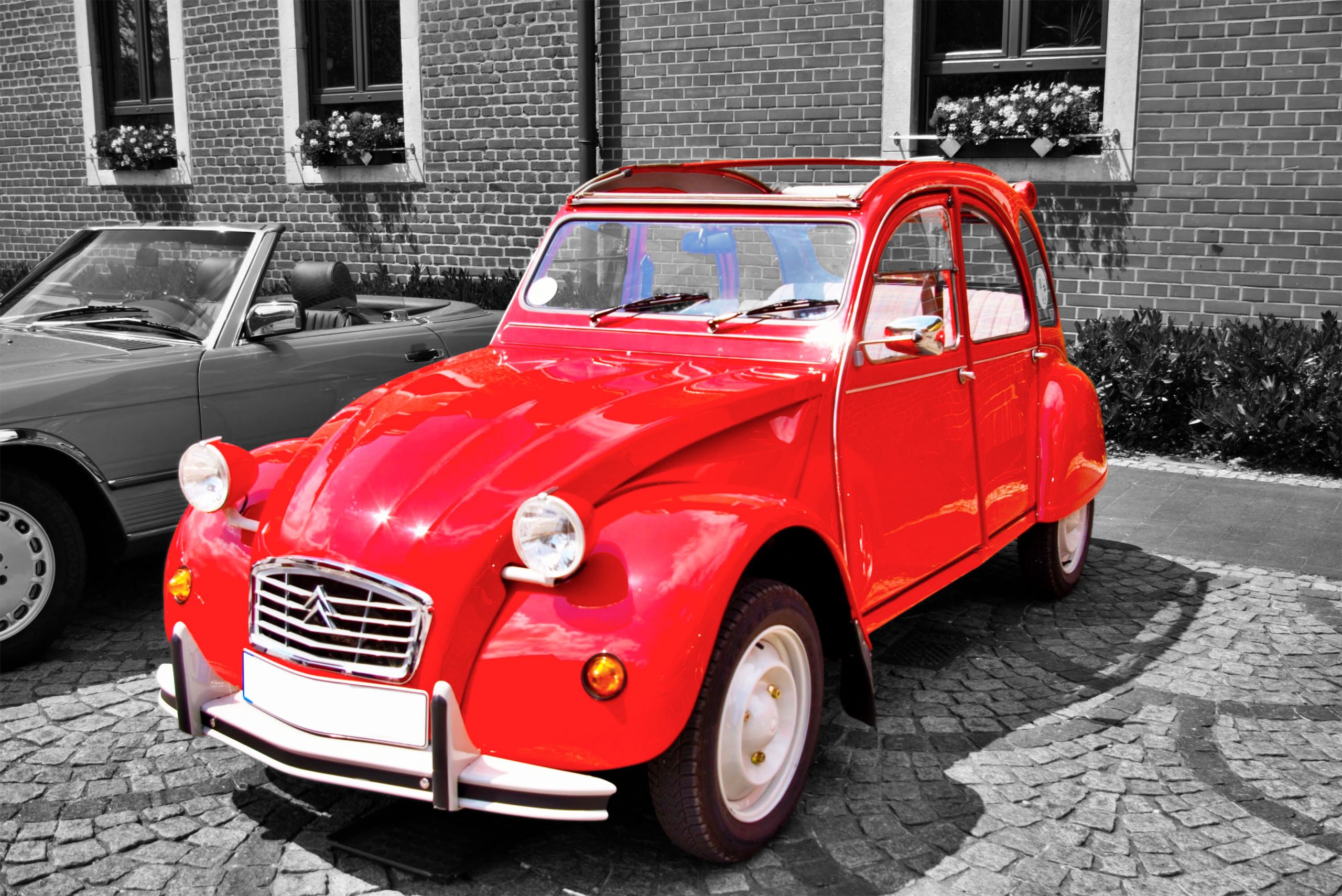 The Last Citroen 2CV is Produced (1990)